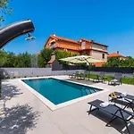 House Vito Вілла