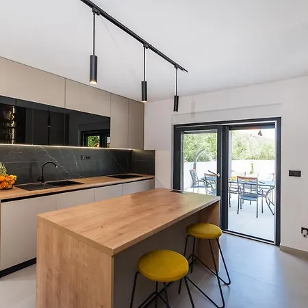 Willa House Vito Zadar