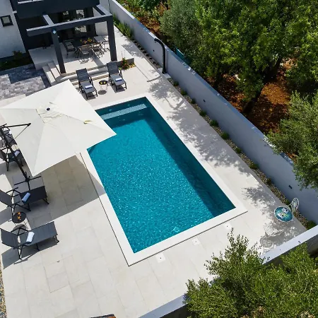 Willa House Vito Zadar