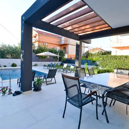 Villa House Vito *